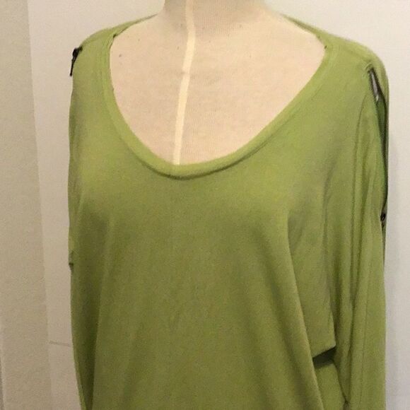 Chico’s Tee Shirt Lime Green Cold Shoulder Jersey Long Sleeve Zipper Size L - Picture 2 of 10